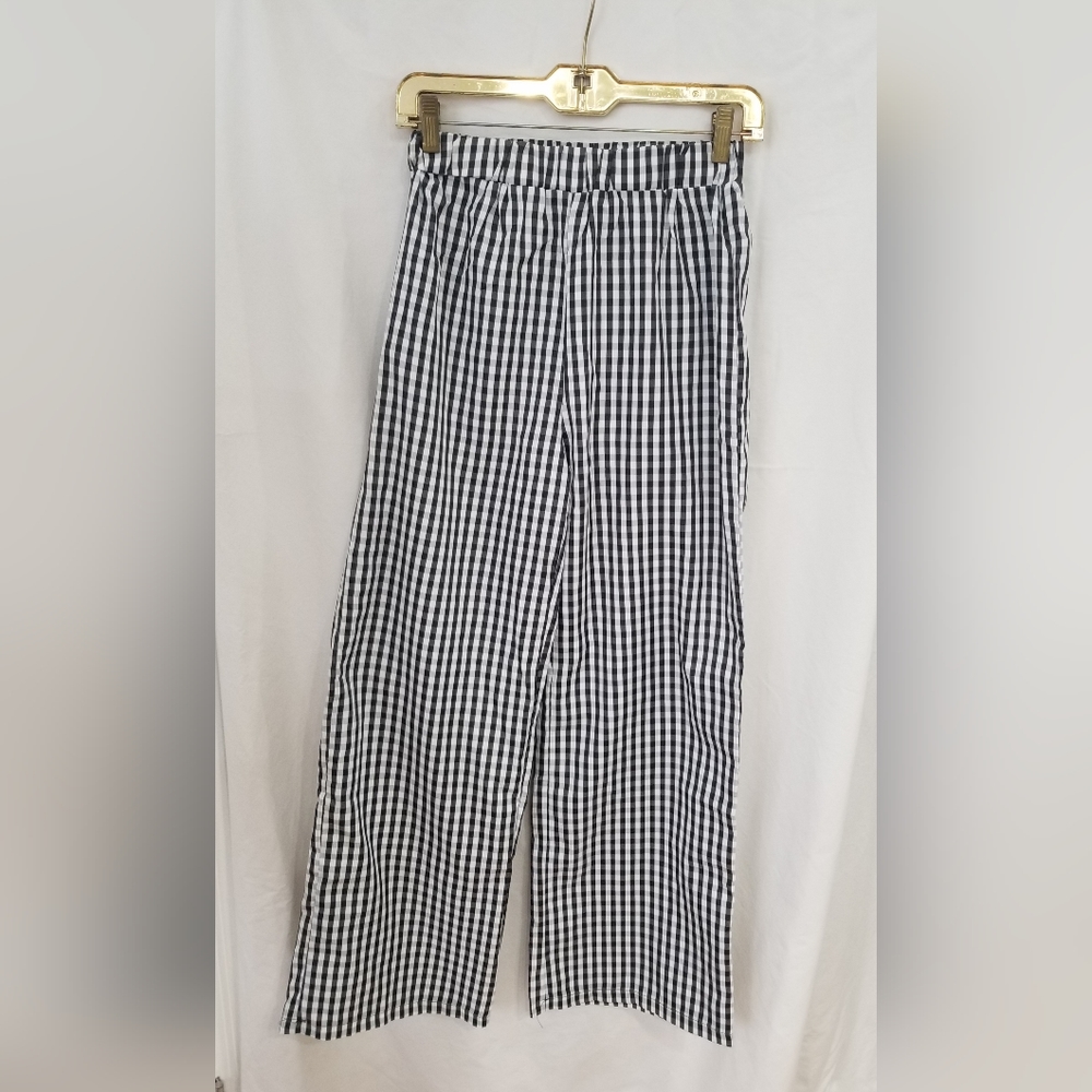 Zalful black & white pants size 6